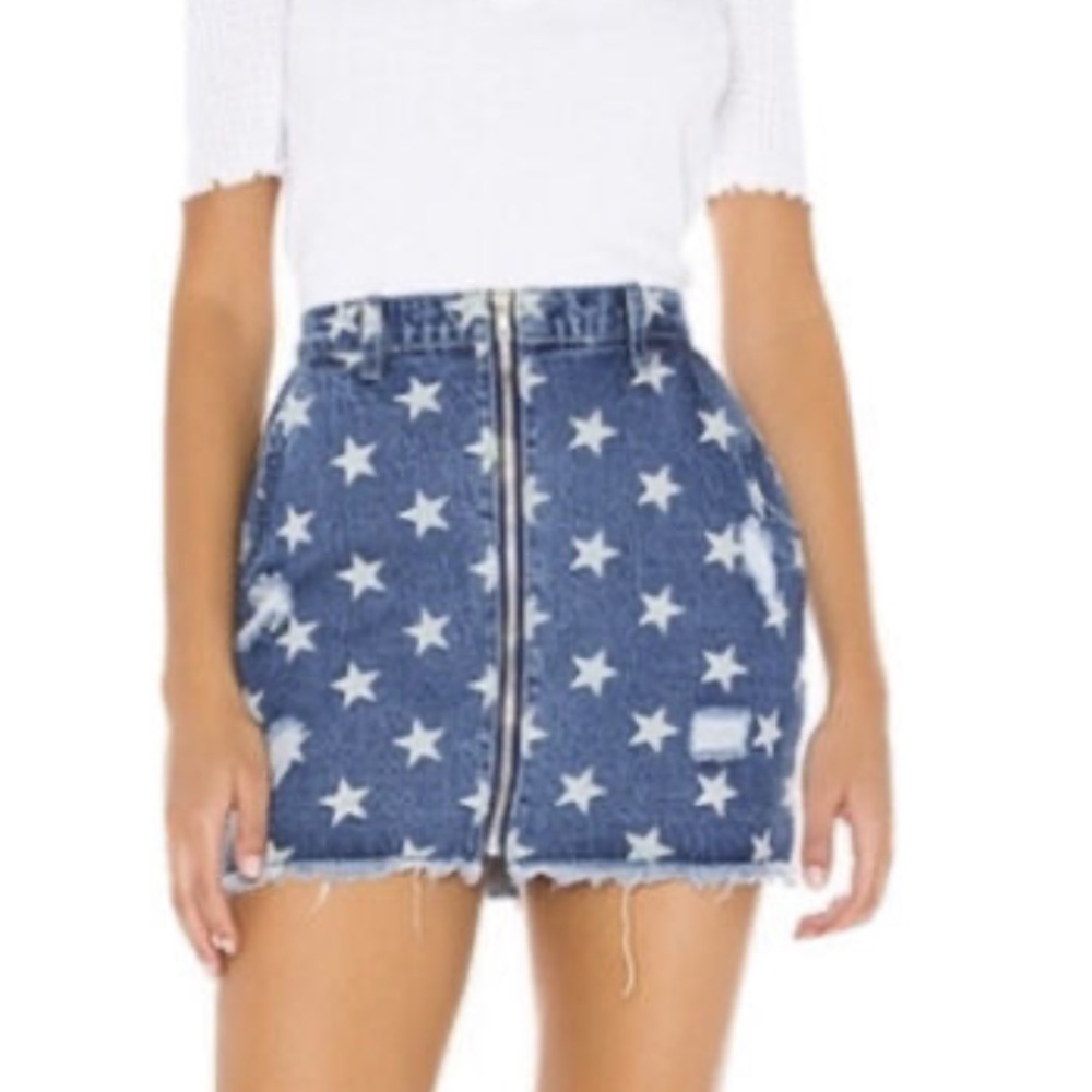 Superdown denim Superdown Kayla mini skirt star medium wash flawless revolve - Picture 2 of 7